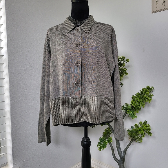 Kendall Creek Collections Vintage Top - Picture 2 of 13